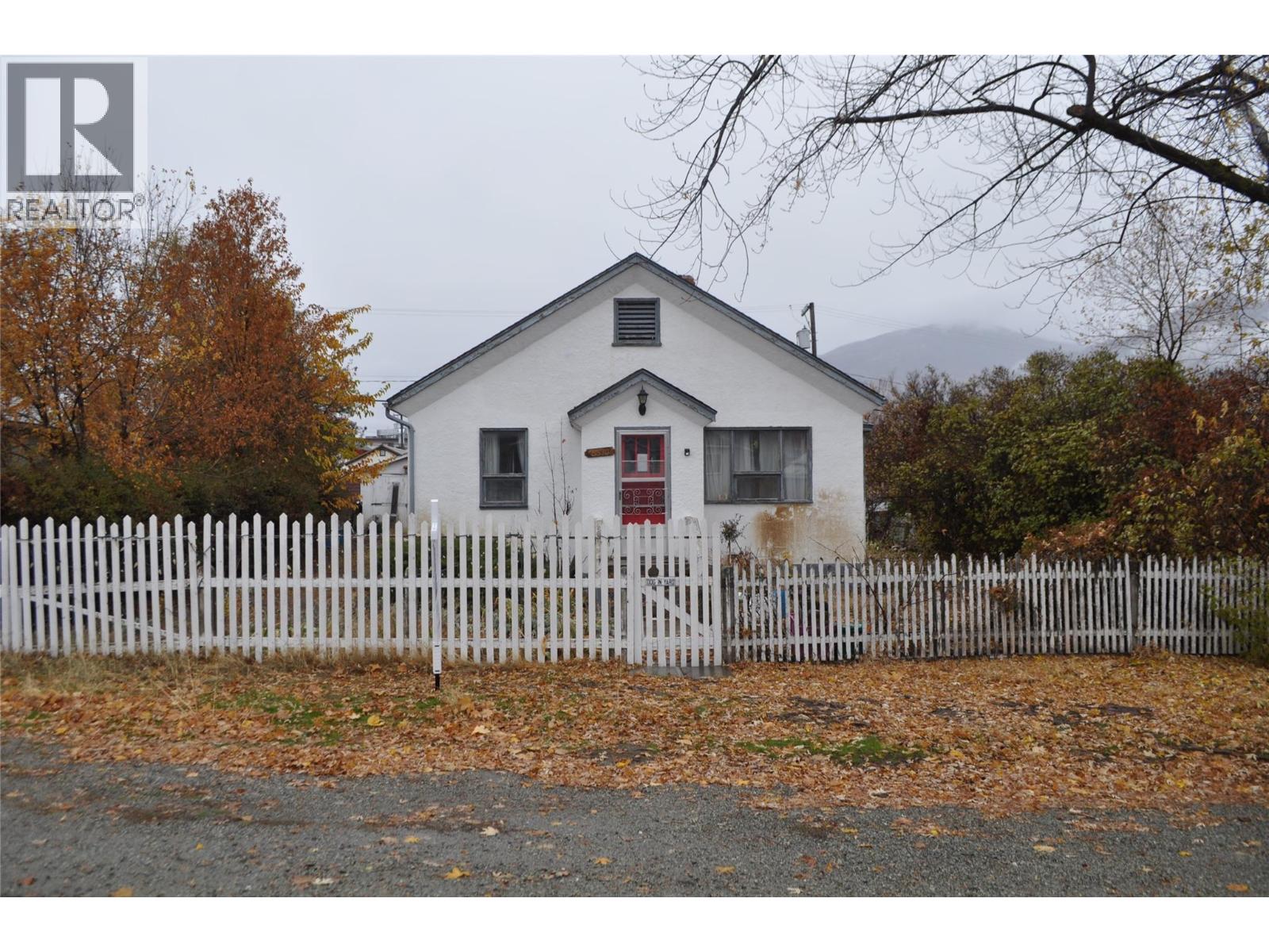 8510 72 Avenue, Osoyoos, British Columbia  V0H 1V0 - Photo 1 - 10369605