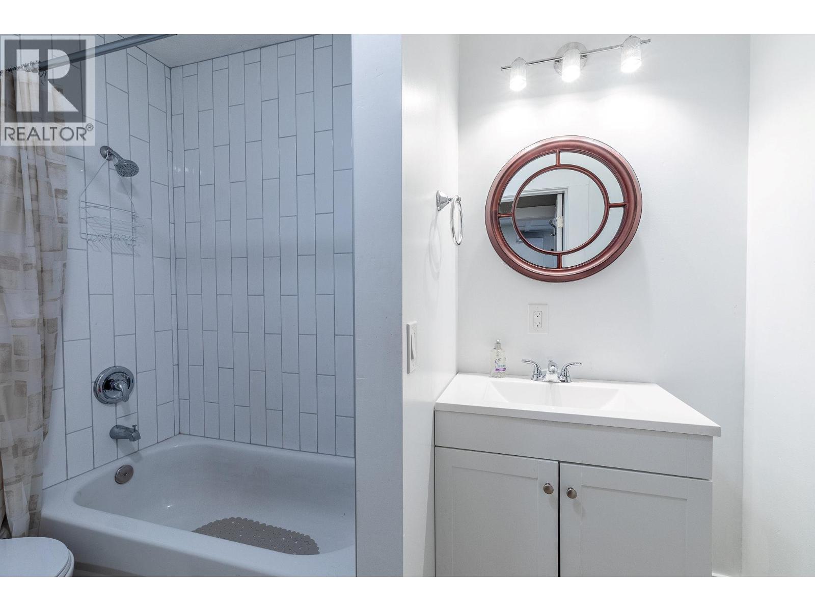 4638 Samuelson Road, Canyon, British Columbia  V0B 1C1 - Photo 13 - 10369402