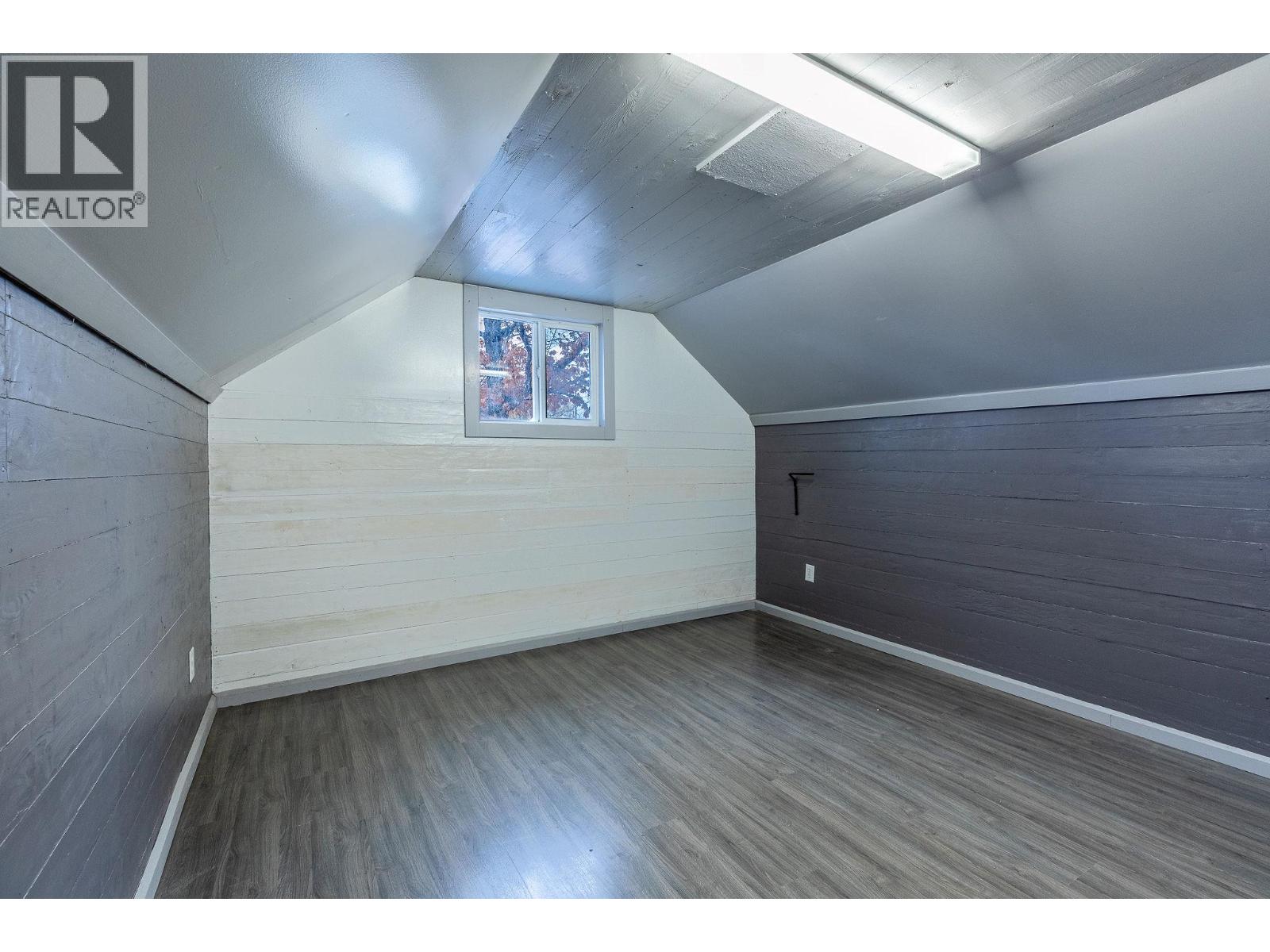4638 Samuelson Road, Canyon, British Columbia  V0B 1C1 - Photo 14 - 10369402