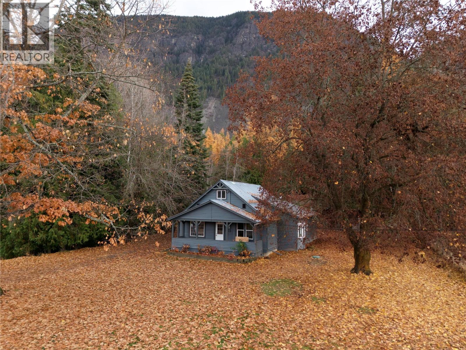4638 Samuelson Road, Canyon, British Columbia  V0B 1C1 - Photo 22 - 10369402
