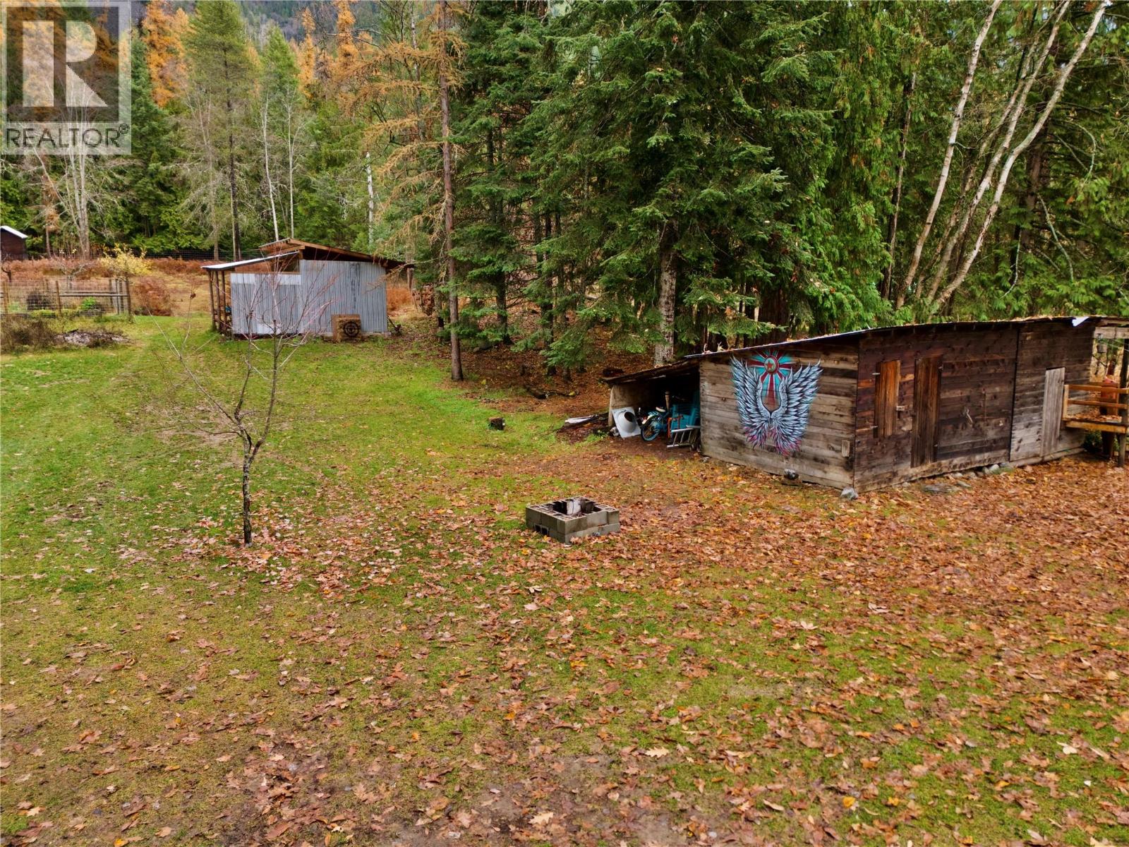 4638 Samuelson Road, Canyon, British Columbia  V0B 1C1 - Photo 26 - 10369402