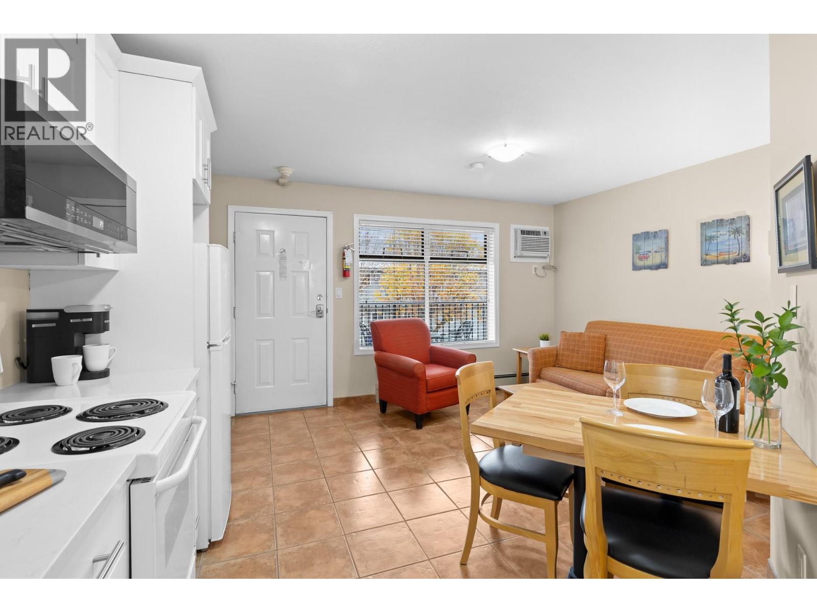 7310 Main Street Unit# 207, Osoyoos, British Columbia  V0H 1V0 - Photo 8 - 10369669