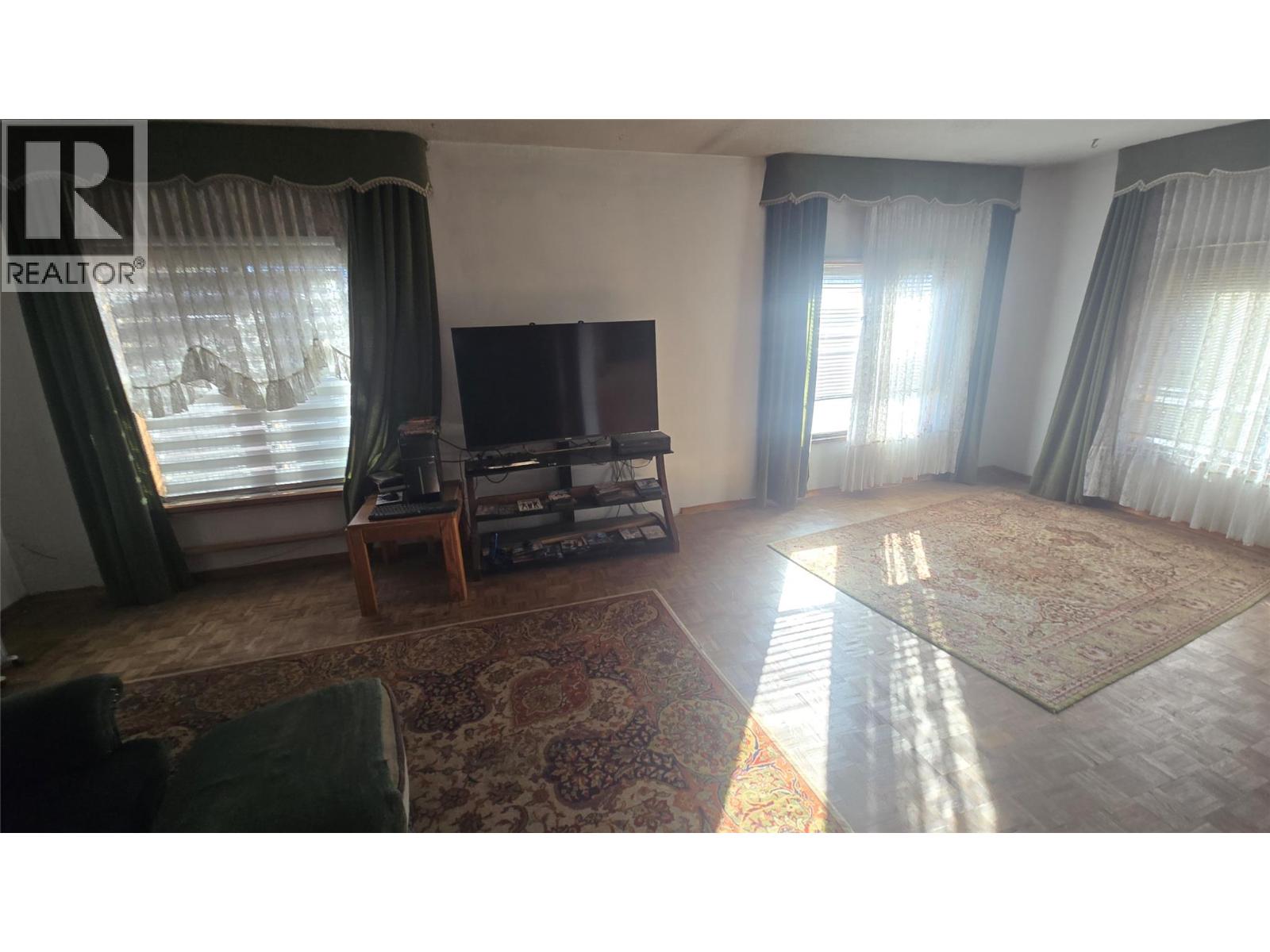 705 Main Street, Lillooet, British Columbia  V0K 1V0 - Photo 10 - 10369263