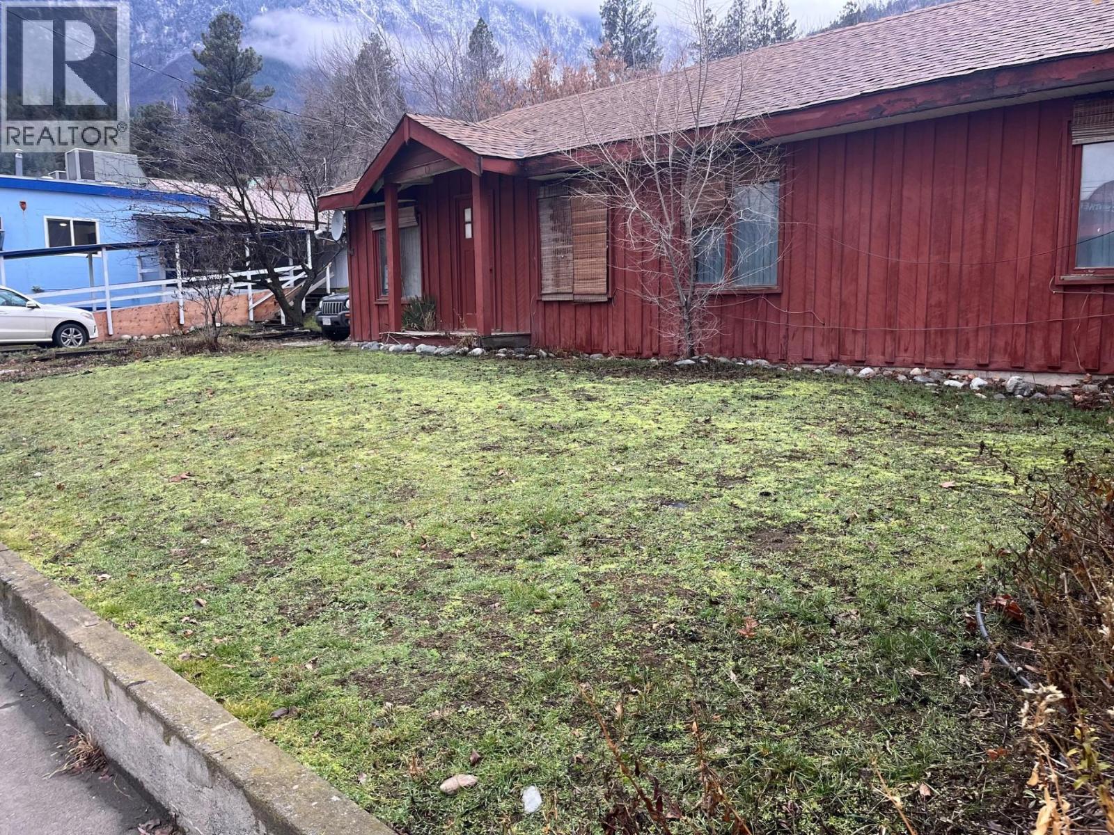 705 Main Street, Lillooet, British Columbia  V0K 1V0 - Photo 6 - 10369263