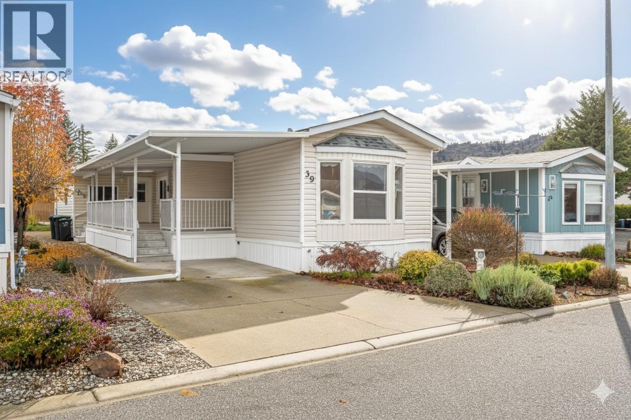 6778 Tucelnuit Drive Unit# 39, Oliver, British Columbia  V0H 1T0 - Photo 1 - 10369274