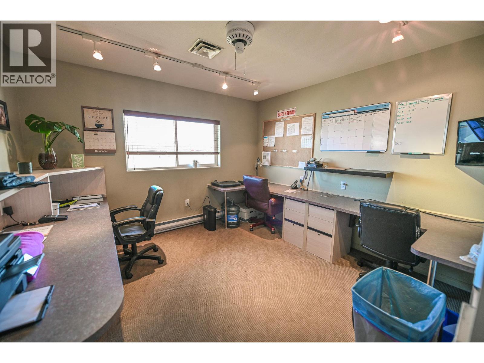 9426 Airport Access Road, Cranbrook, British Columbia  V1C 7E4 - Photo 26 - 10369390