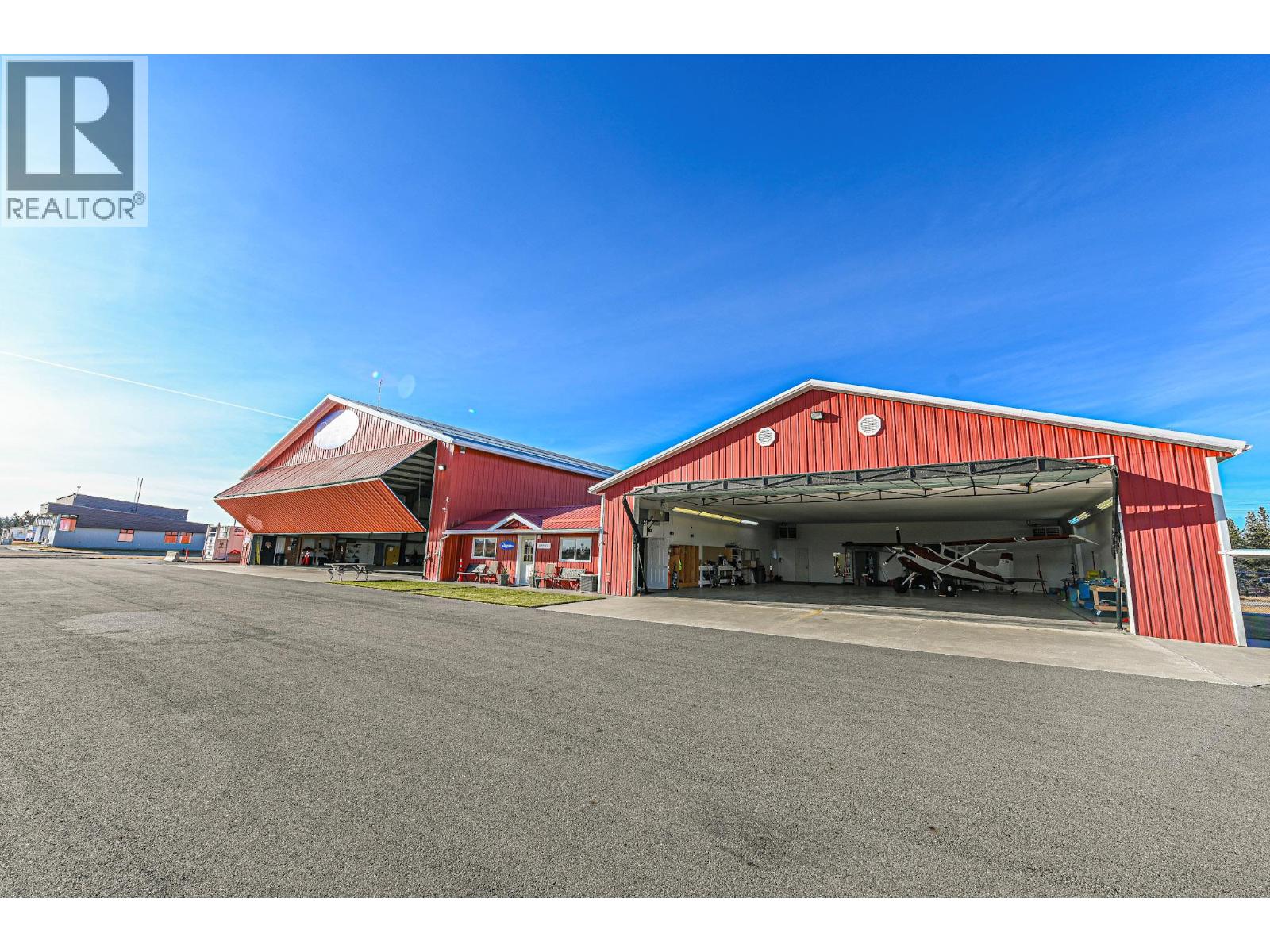 9426 Airport Access Road, Cranbrook, British Columbia  V1C 7E4 - Photo 36 - 10369390