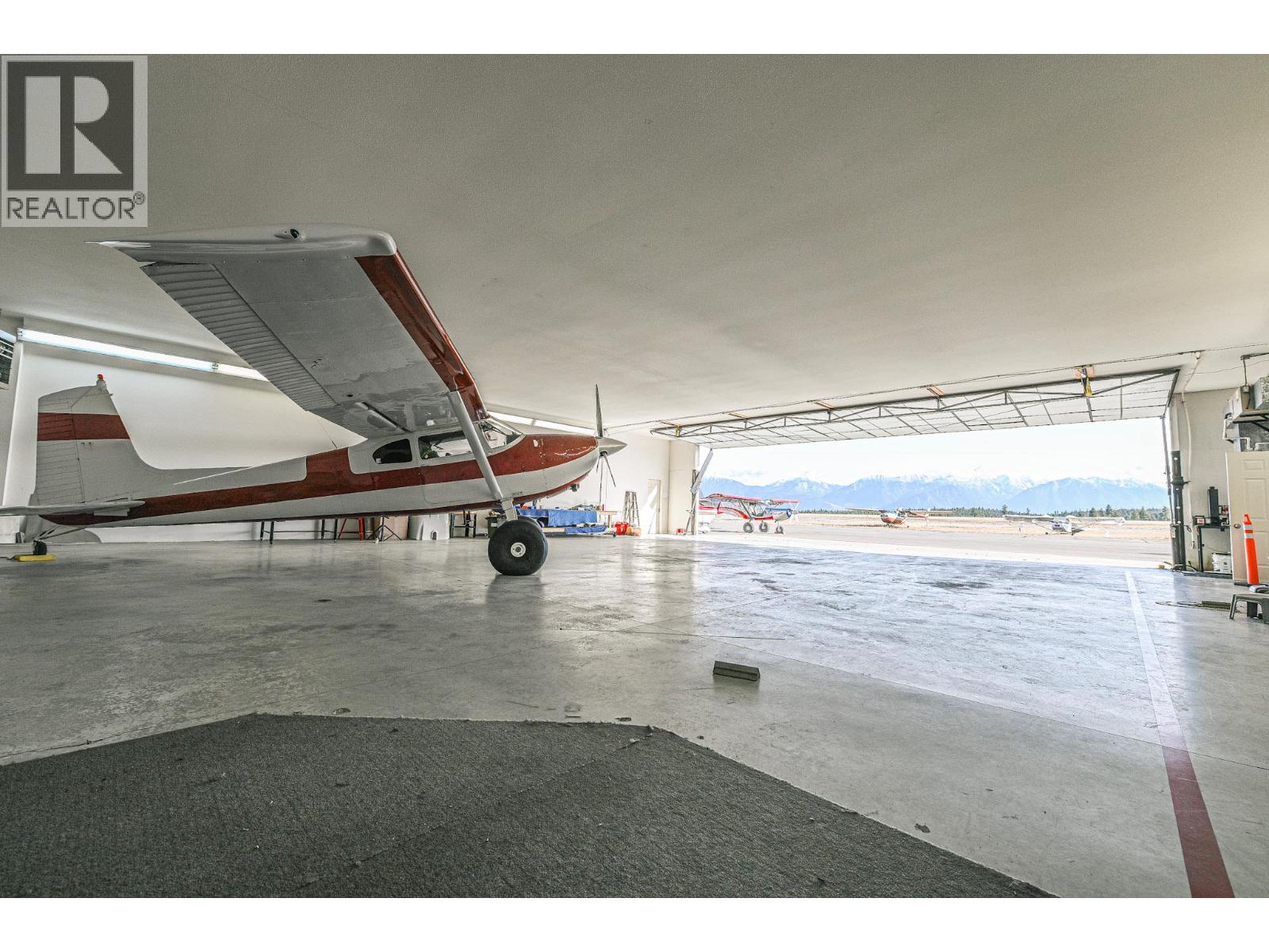 9426 Airport Access Road, Cranbrook, British Columbia  V1C 7E4 - Photo 39 - 10369390