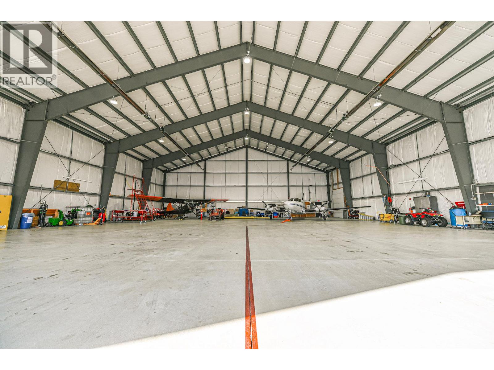 9426 Airport Access Road, Cranbrook, British Columbia  V1C 7E4 - Photo 6 - 10369390
