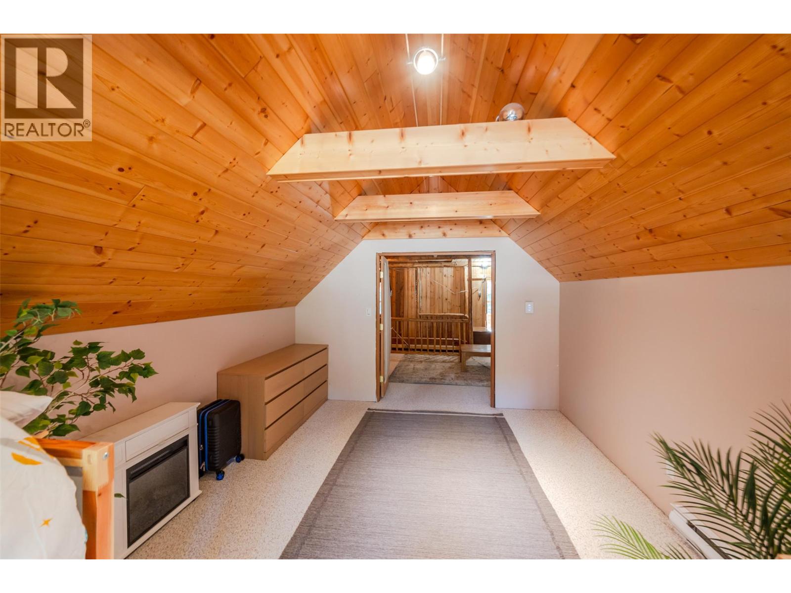 121 The Circle, Apex Mountain, British Columbia  V2A 0E2 - Photo 22 - 10369728