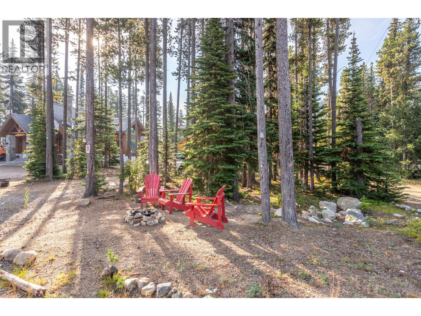 121 The Circle, Apex Mountain, British Columbia  V2A 0E2 - Photo 36 - 10369728