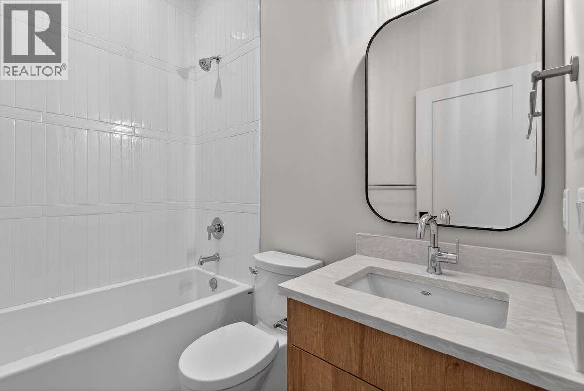 2066 Cortina Drive, Kelowna, British Columbia  V1P 0B2 - Photo 15 - 10369753