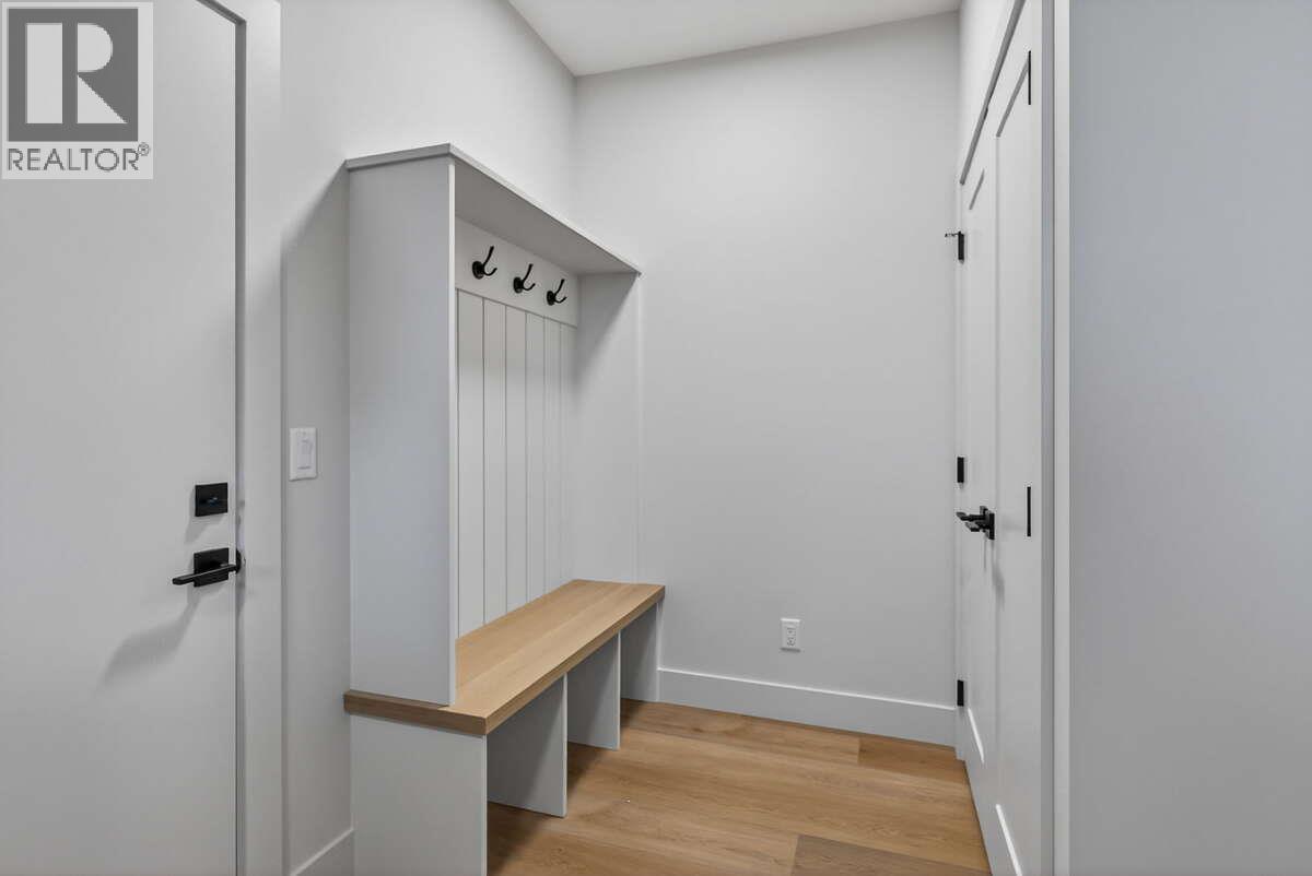 2066 Cortina Drive, Kelowna, British Columbia  V1P 0B2 - Photo 17 - 10369753