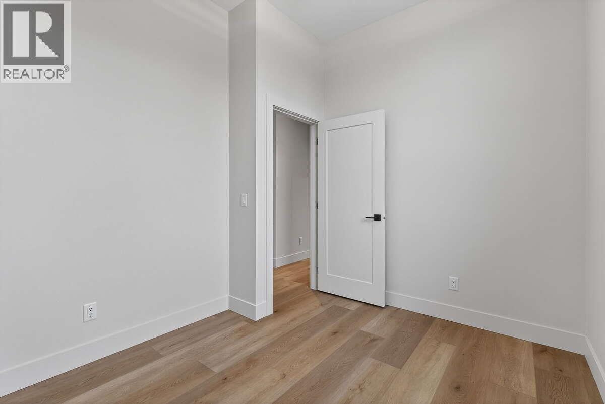 2066 Cortina Drive, Kelowna, British Columbia  V1P 0B2 - Photo 22 - 10369753