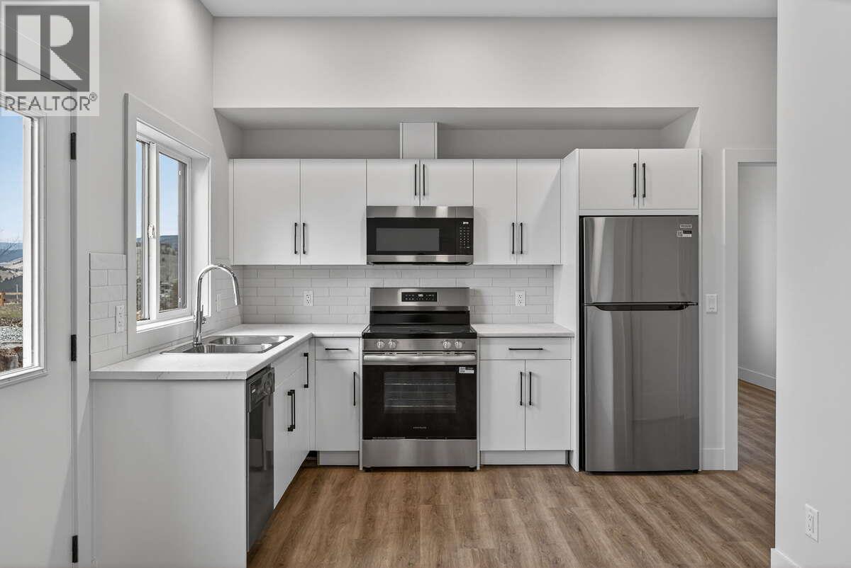 2066 Cortina Drive, Kelowna, British Columbia  V1P 0B2 - Photo 29 - 10369753