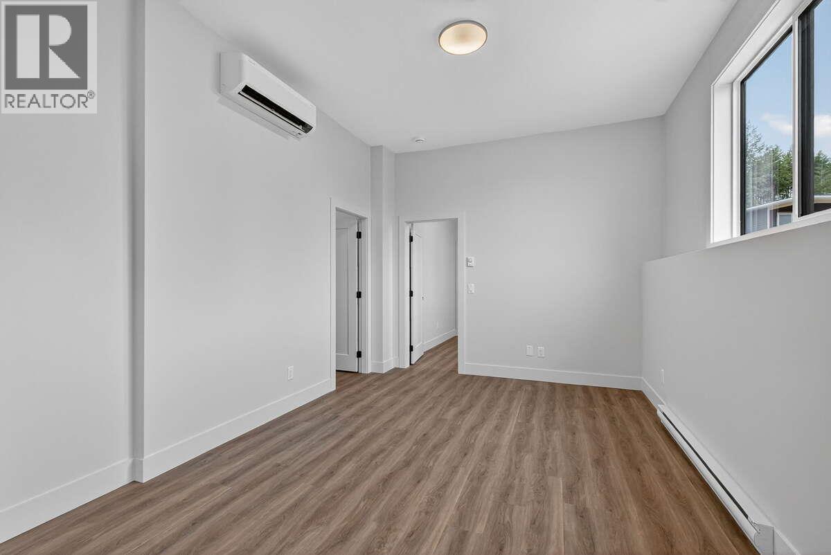 2066 Cortina Drive, Kelowna, British Columbia  V1P 0B2 - Photo 34 - 10369753