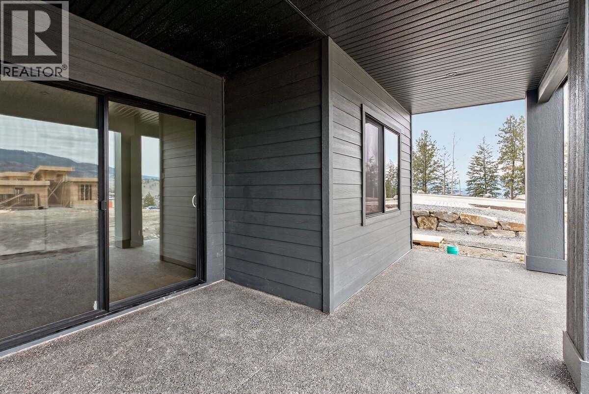 2066 Cortina Drive, Kelowna, British Columbia  V1P 0B2 - Photo 39 - 10369753