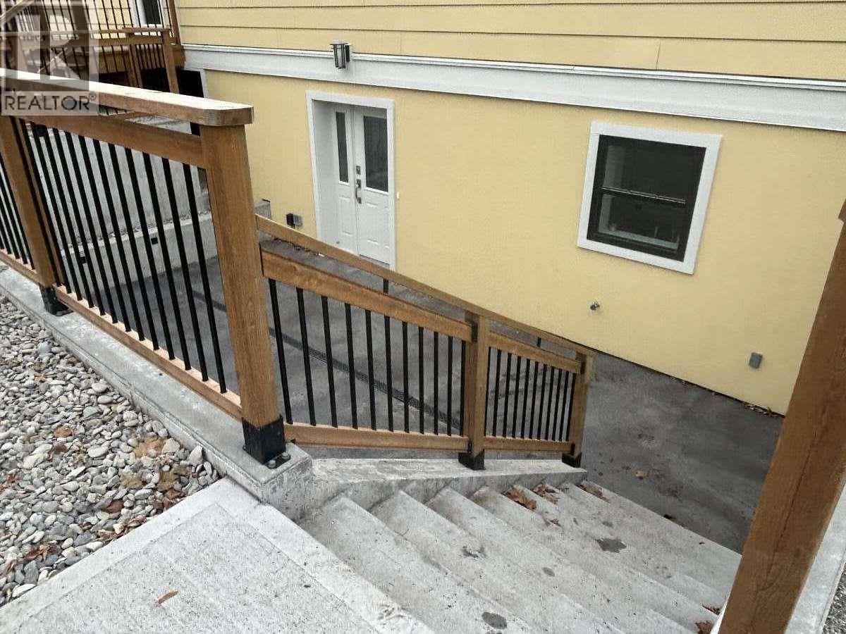 1730 68th Avenue, Grand Forks, British Columbia  V0H 1H0 - Photo 11 - 10369767