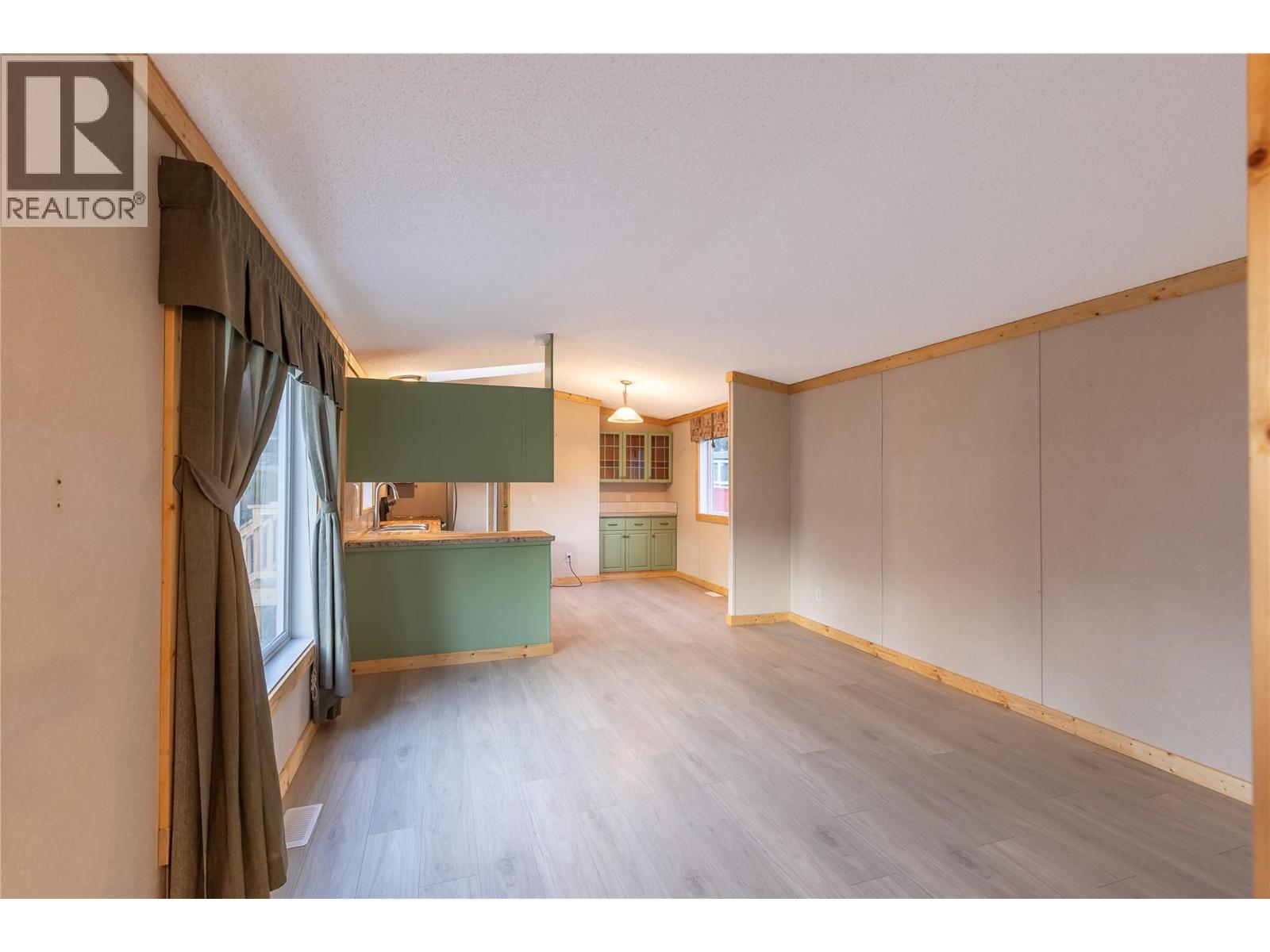 6588 97a Highway Unit# 51, Enderby, British Columbia  V0E 1V3 - Photo 5 - 10369419