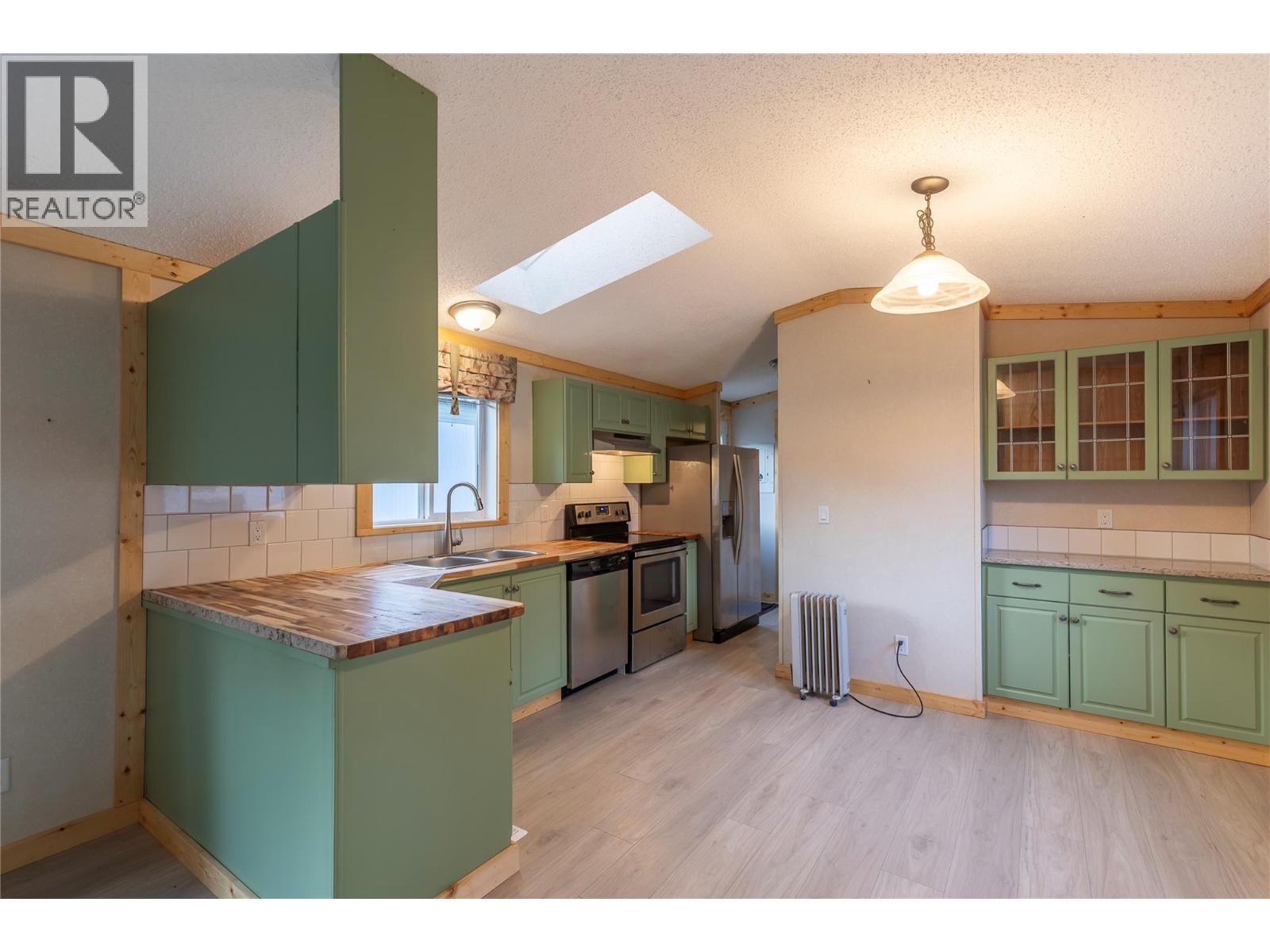 6588 97a Highway Unit# 51, Enderby, British Columbia  V0E 1V3 - Photo 7 - 10369419