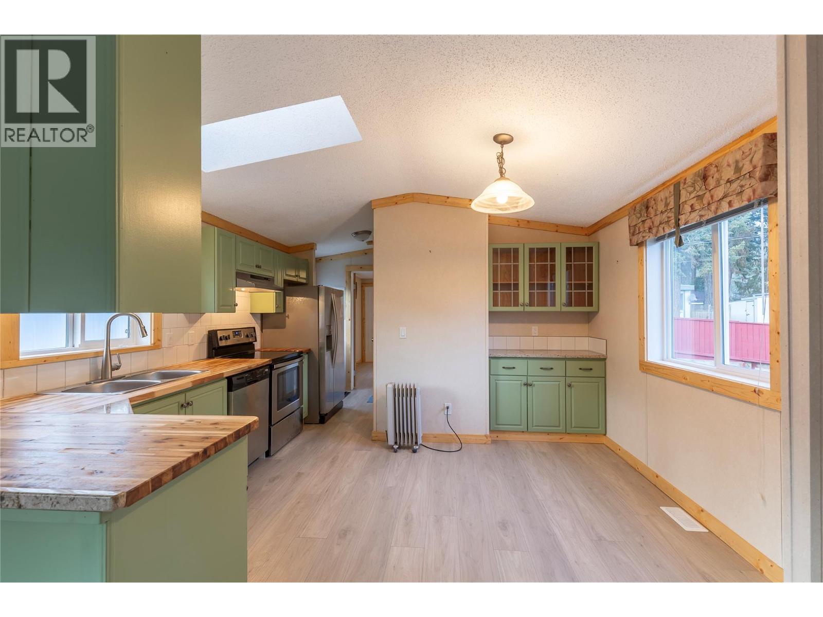 6588 97a Highway Unit# 51, Enderby, British Columbia  V0E 1V3 - Photo 8 - 10369419