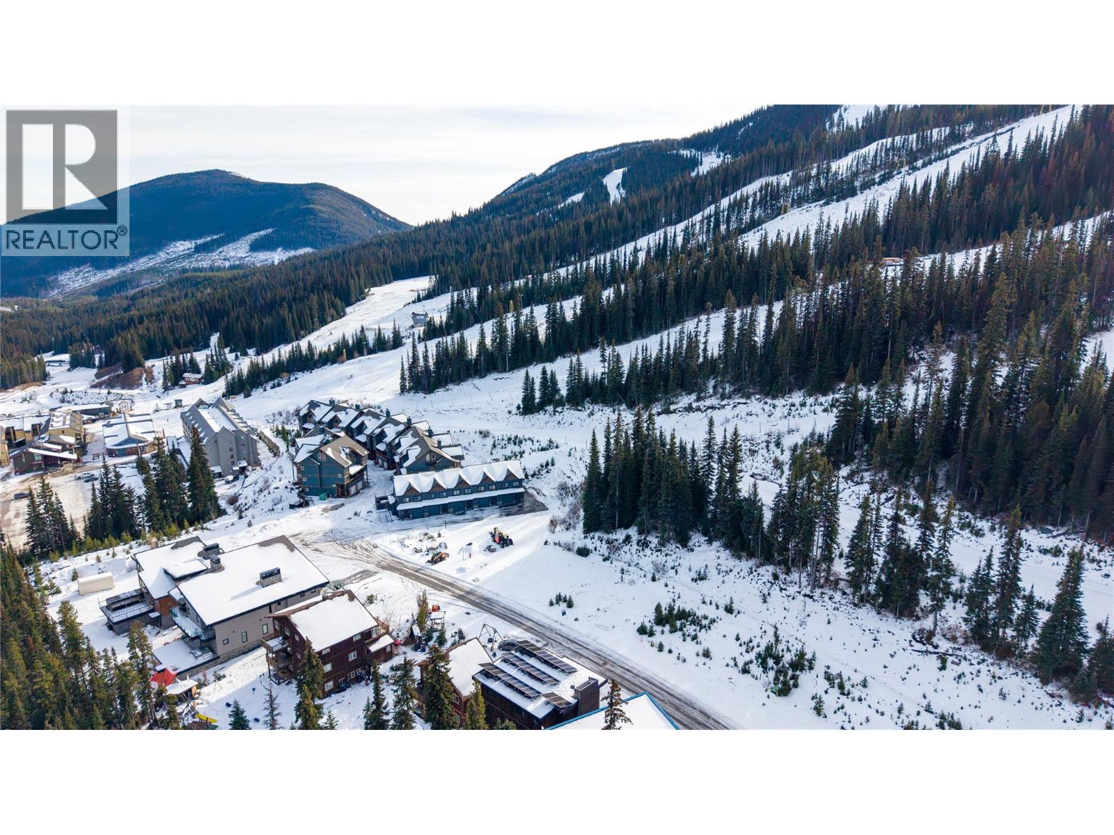 284 Creekview Road, Apex Mountain, British Columbia  V2A 0E2 - Photo 3 - 10369725