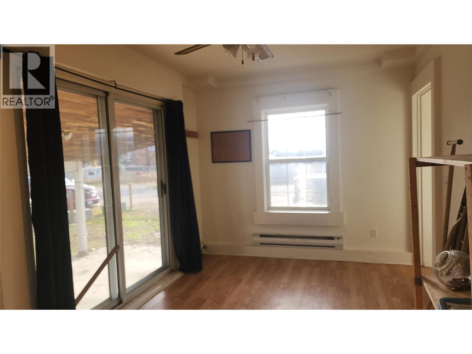 201 6th Avenue Nw, Nakusp, British Columbia  V0G 1R0 - Photo 10 - 10369777