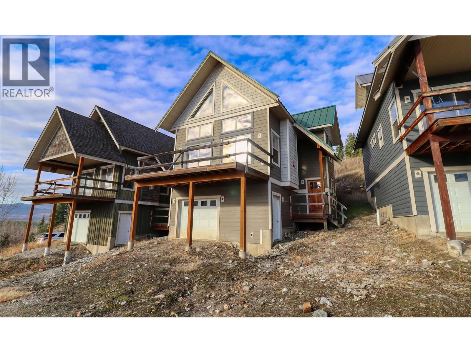 2633 Squilax Anglemont Road Unit# 141, lee creek, British Columbia