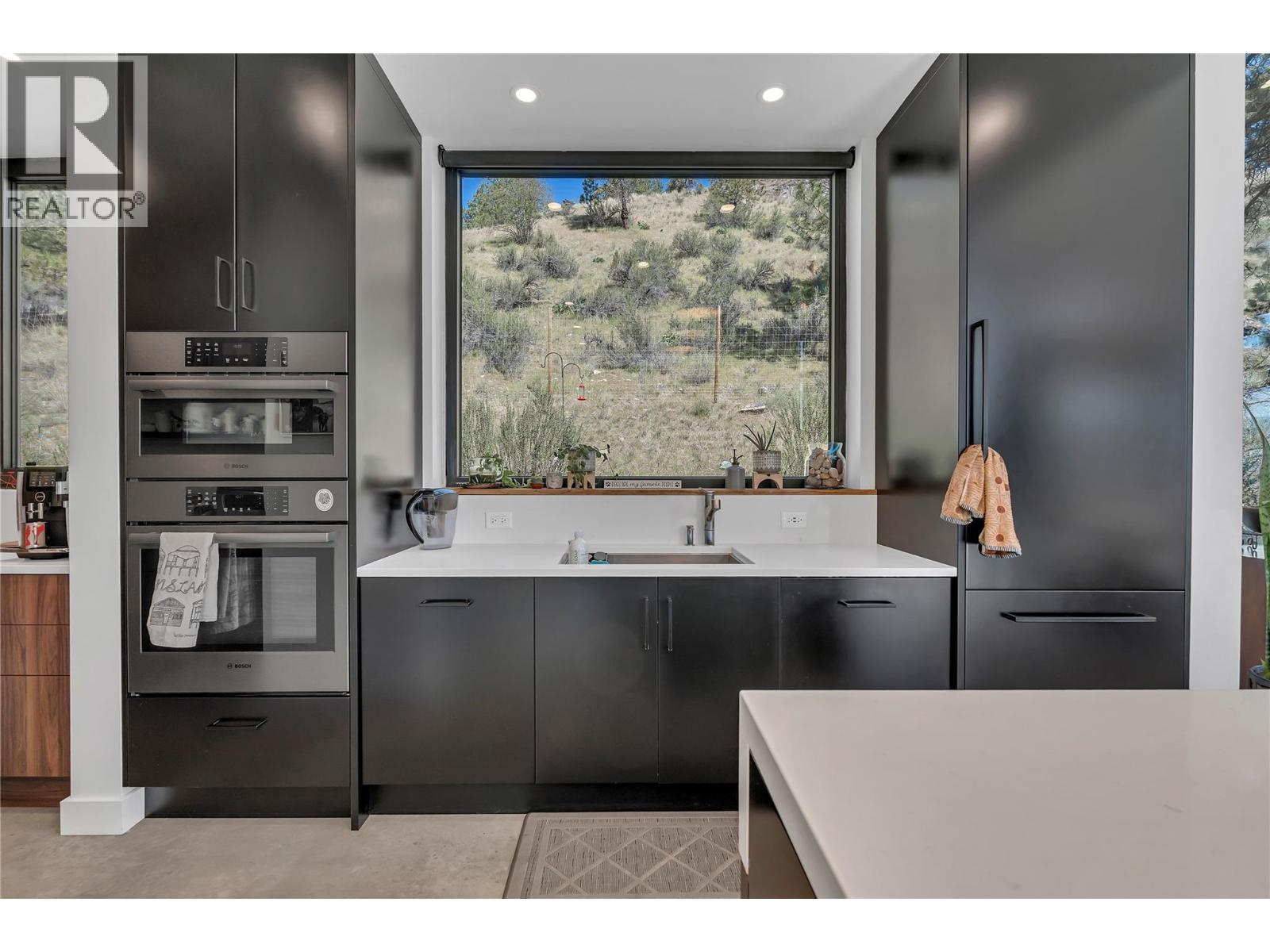 503 Wilson Mountain Road, Oliver, British Columbia  V0H 1T5 - Photo 10 - 10369139