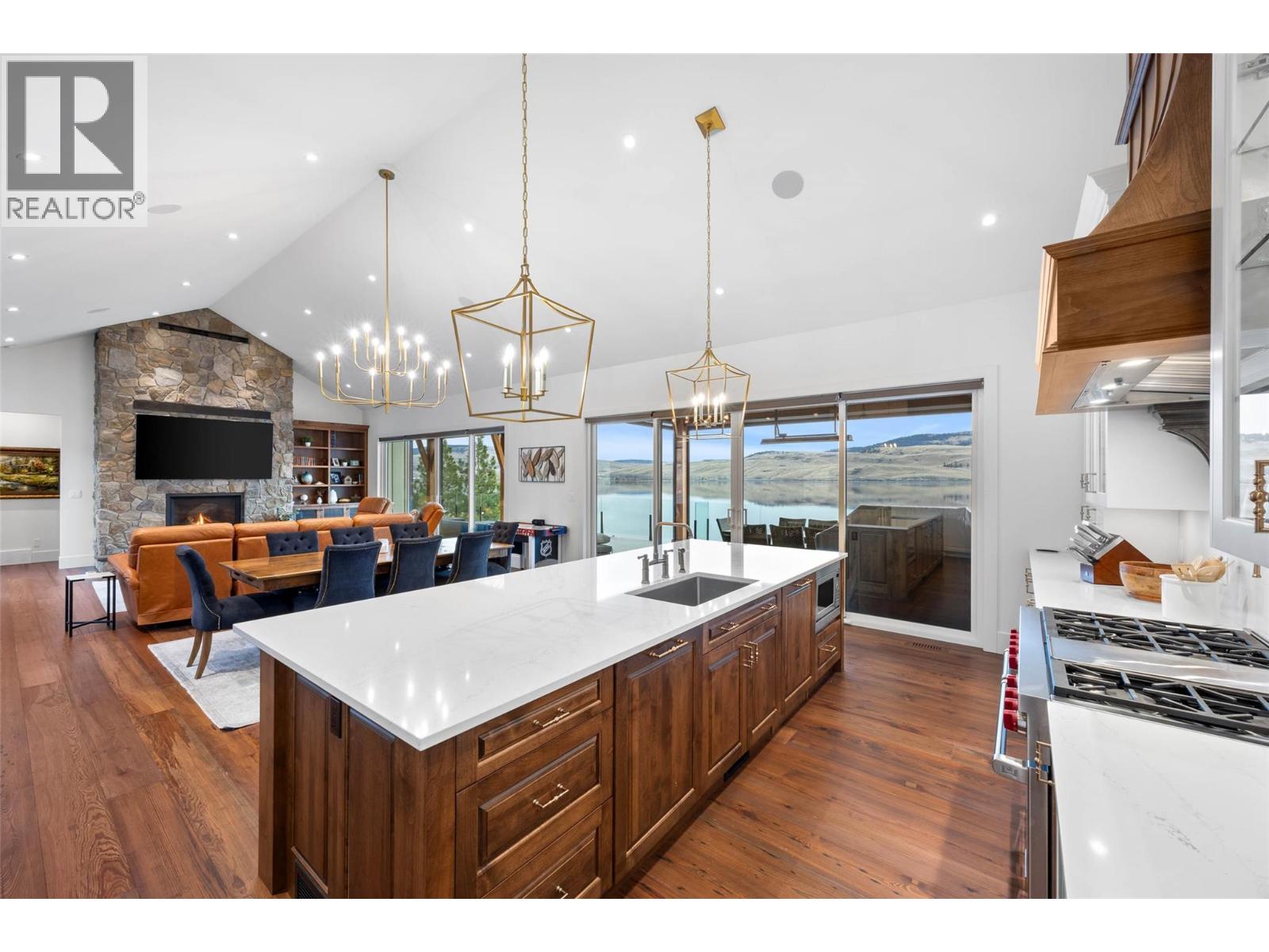 6564 Monck Park Road, Merritt, British Columbia  V1K 0A1 - Photo 11 - 10369513