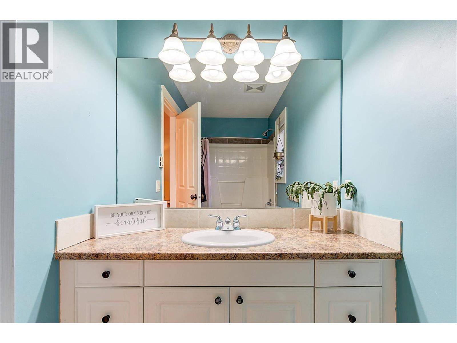 4897 Warbler Court Lot# Lot 25, Kelowna, British Columbia  V1W 5A1 - Photo 37 - 10368963