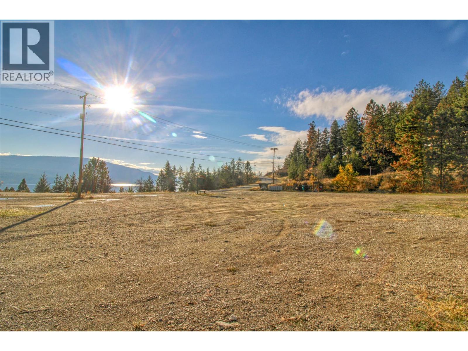 10358 Westside Road, Vernon, British Columbia  V1H 2B3 - Photo 16 - 10369694