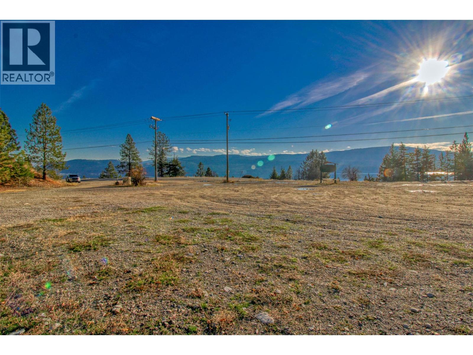 10358 Westside Road, Vernon, British Columbia  V1H 2B3 - Photo 17 - 10369694