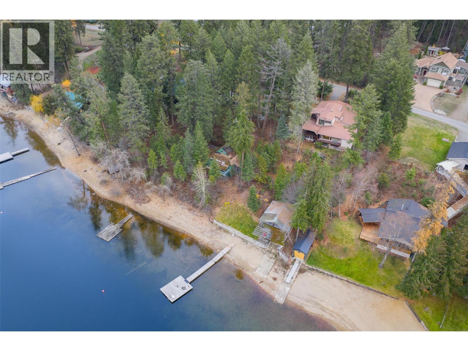 2071 Massie Road, Christina Lake, British Columbia  V0H 1E2 - Photo 1 - 10369835