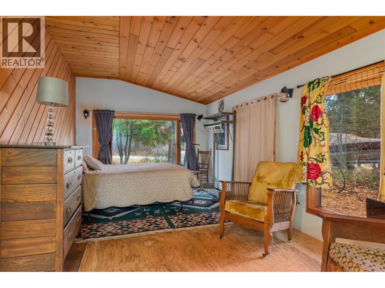 2071 Massie Road, Christina Lake, British Columbia  V0H 1E2 - Photo 22 - 10369835