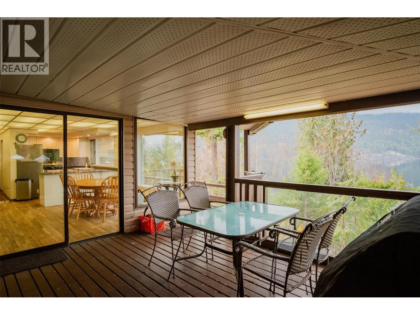 2071 Massie Road, Christina Lake, British Columbia  V0H 1E2 - Photo 47 - 10369835