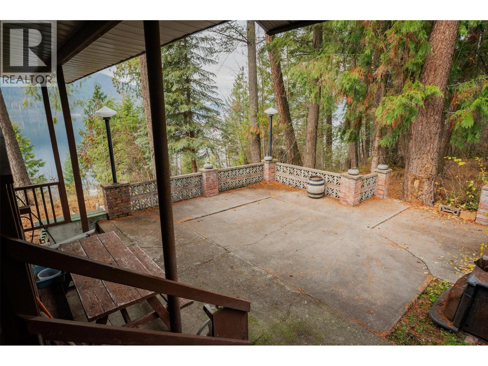 2071 Massie Road, Christina Lake, British Columbia  V0H 1E2 - Photo 51 - 10369835