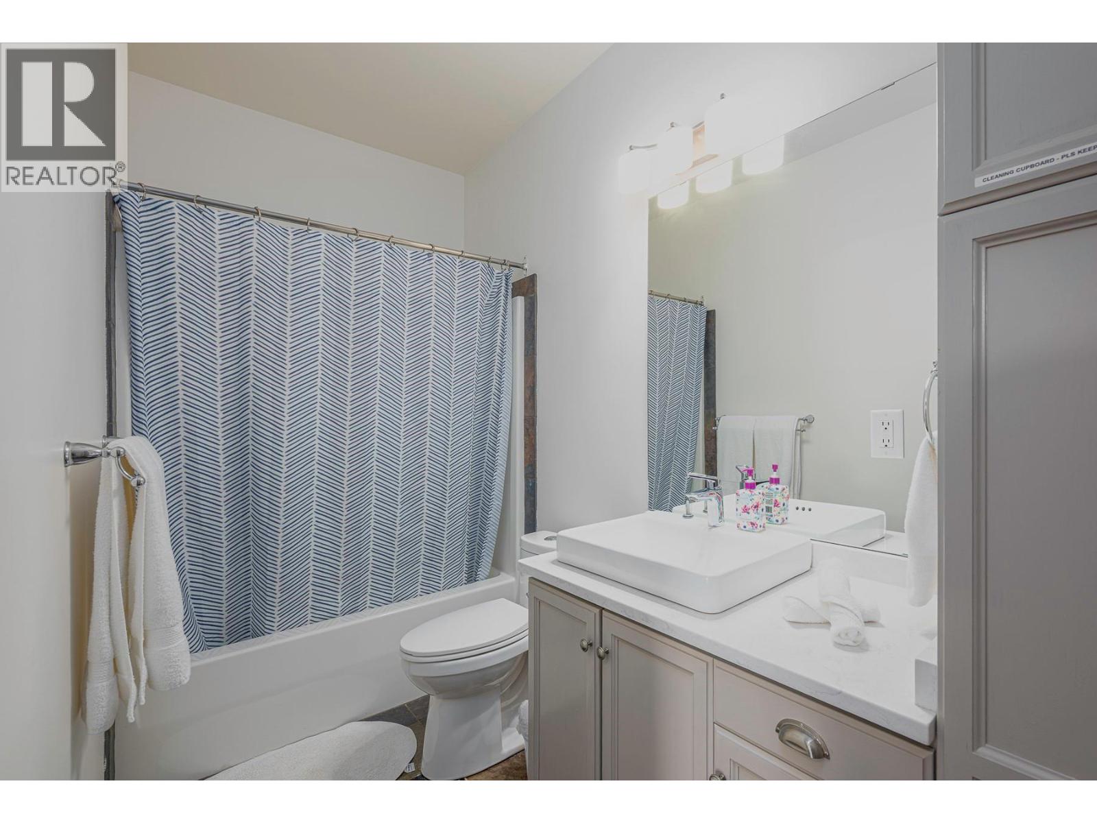 5940 Snowpines Way Unit# 2, Big White, British Columbia  V1P 1T4 - Photo 11 - 10369780