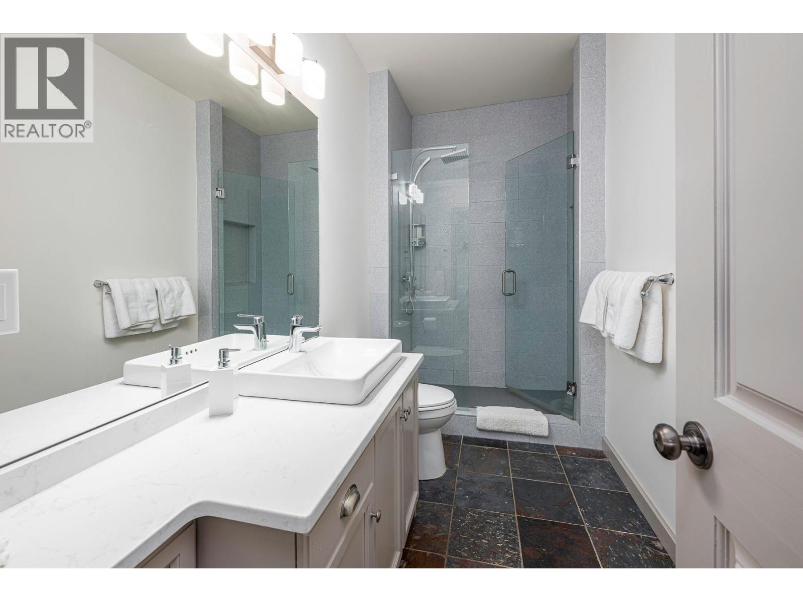 5940 Snowpines Way Unit# 2, Big White, British Columbia  V1P 1T4 - Photo 16 - 10369780