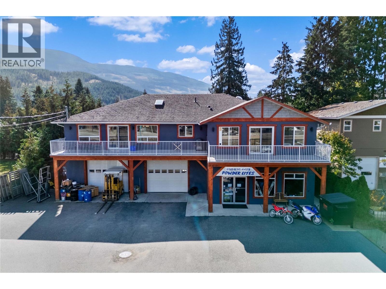 725 Trans-Canada Highway, Sicamous, British Columbia  V0E 2V1 - Photo 2 - 10365884