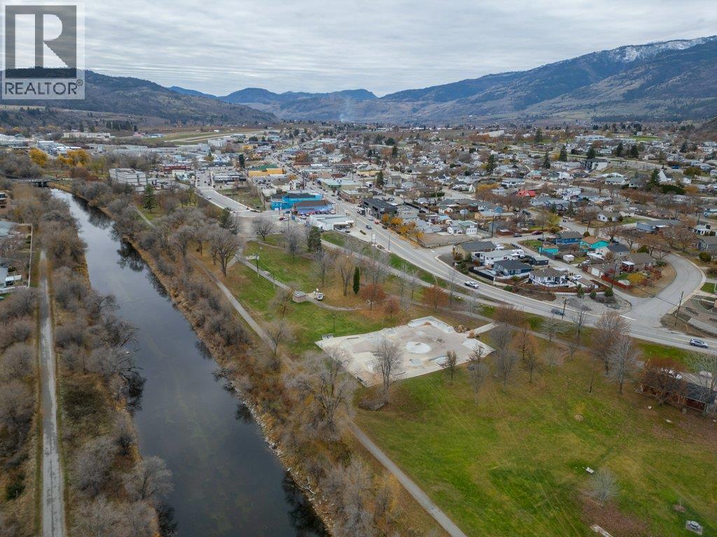 428 Hillcrest Avenue, Oliver, British Columbia  V0H 1T0 - Photo 44 - 10368914