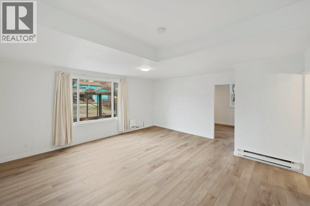 428 Hillcrest Avenue, Oliver, British Columbia  V0H 1T0 - Photo 8 - 10368914