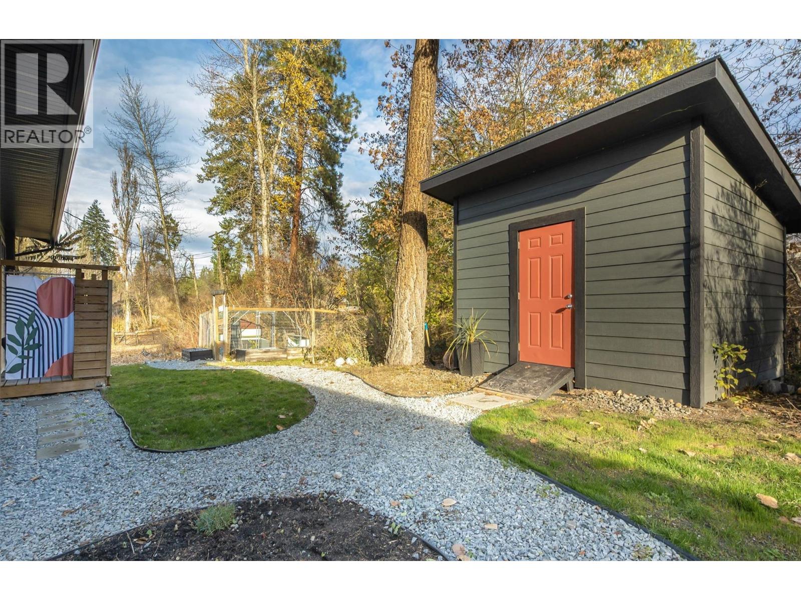 3153 Hall Road, Kelowna, British Columbia  V1W 2R8 - Photo 11 - 10369790