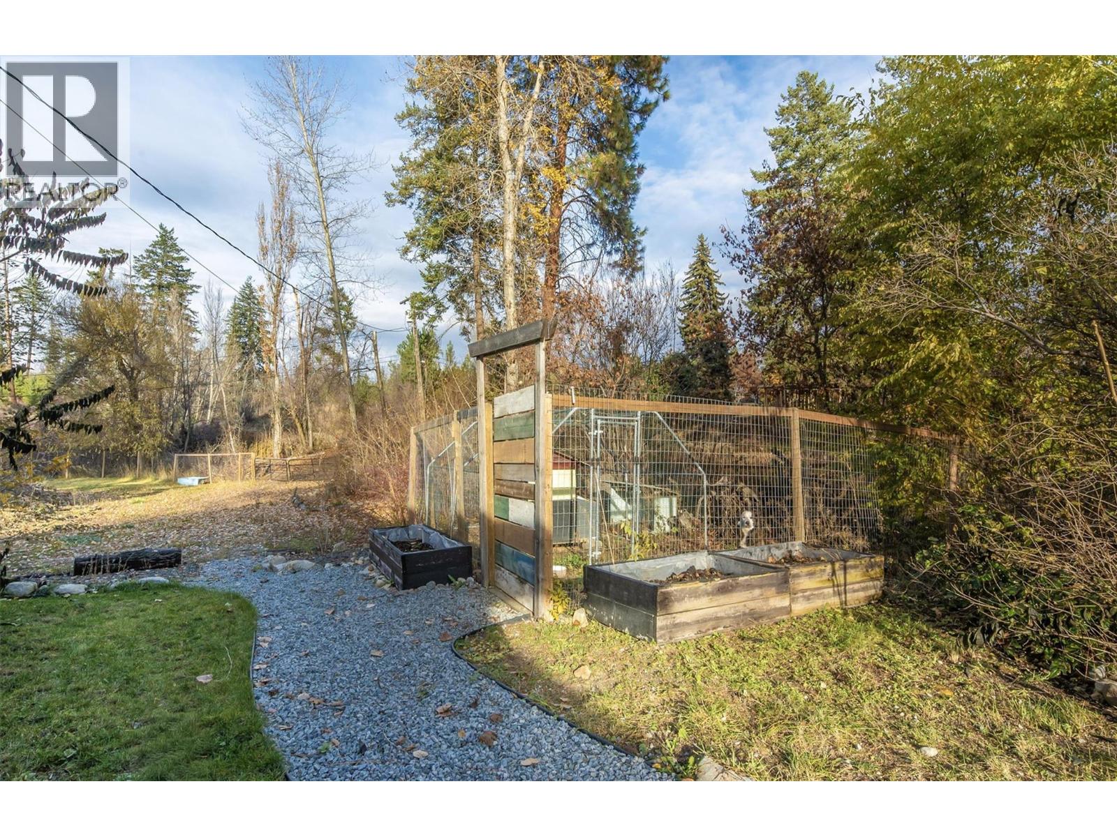 3153 Hall Road, Kelowna, British Columbia  V1W 2R8 - Photo 14 - 10369790