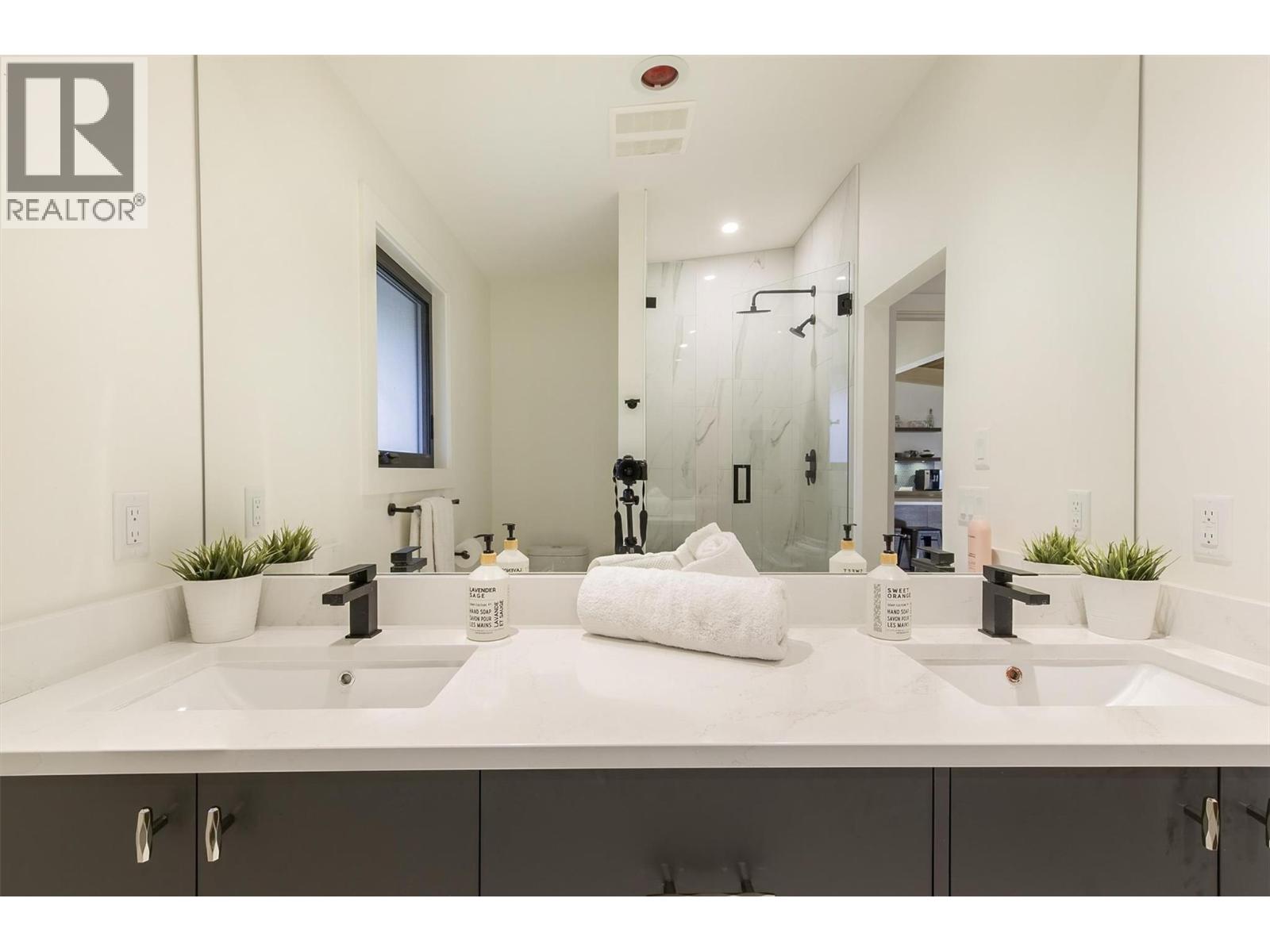 3153 Hall Road, Kelowna, British Columbia  V1W 2R8 - Photo 45 - 10369790