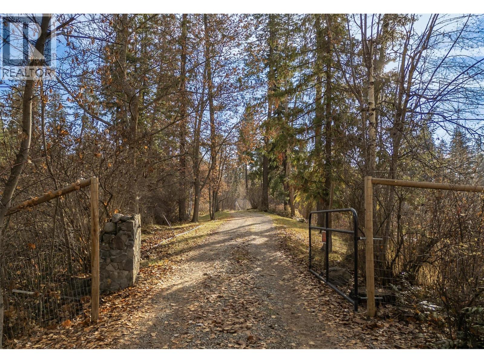 3153 Hall Road, Kelowna, British Columbia  V1W 2R8 - Photo 78 - 10369790
