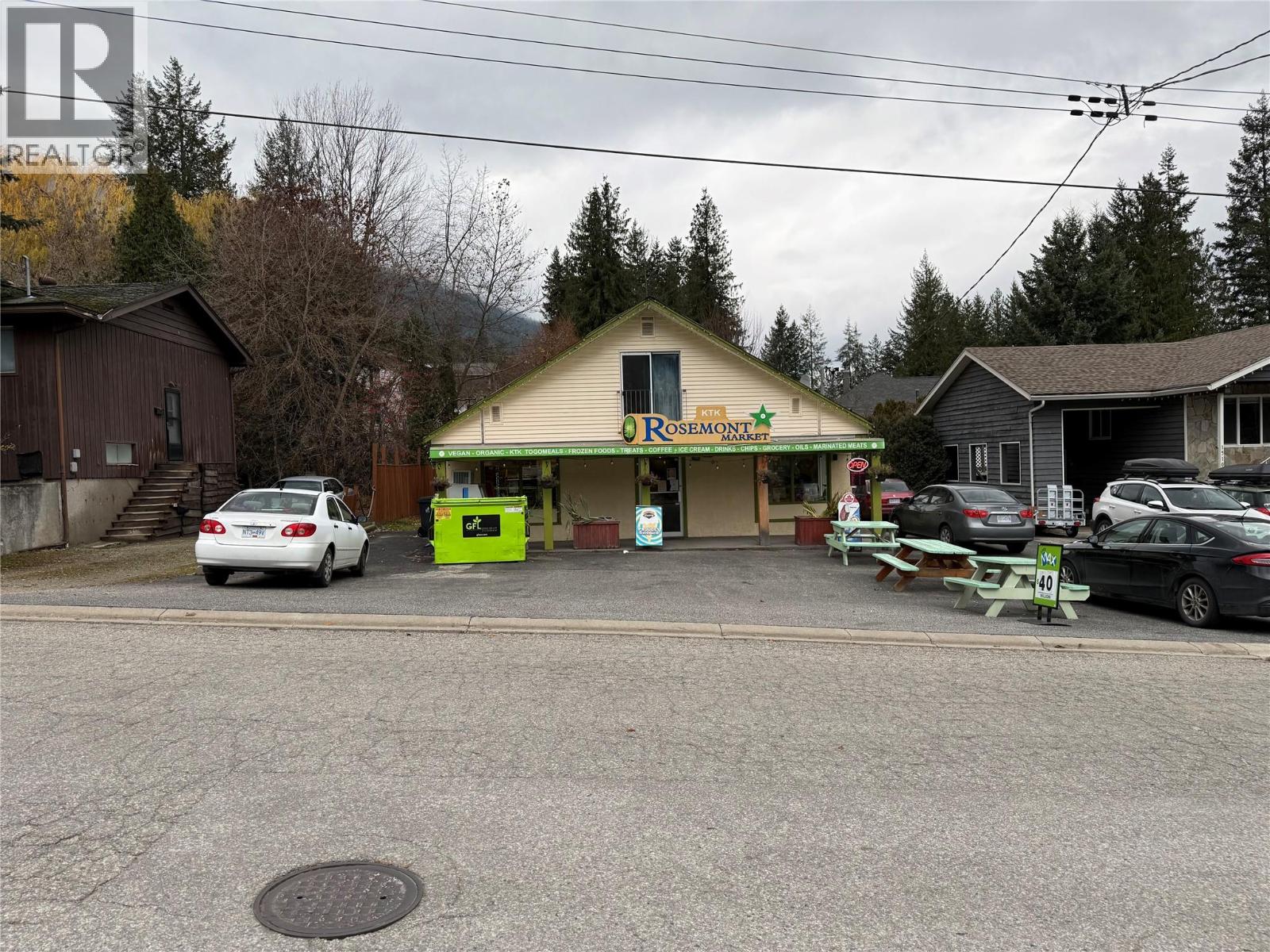 1516 Crease Avenue, Nelson, British Columbia  V1L 1A4 - Photo 2 - 10369829