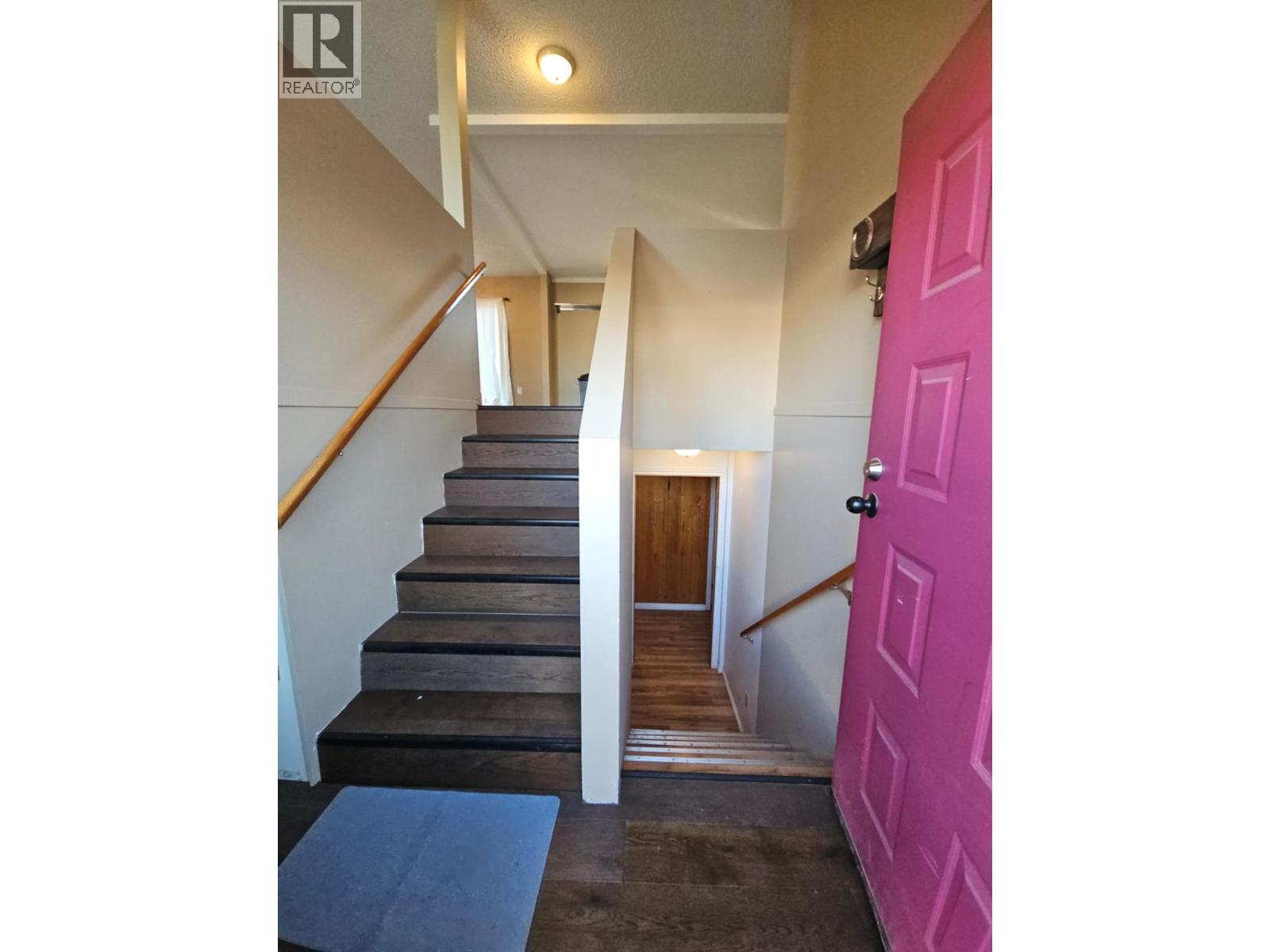 116 Birch Avenue, Tumbler Ridge, British Columbia  V0C 2W0 - Photo 2 - 10369883