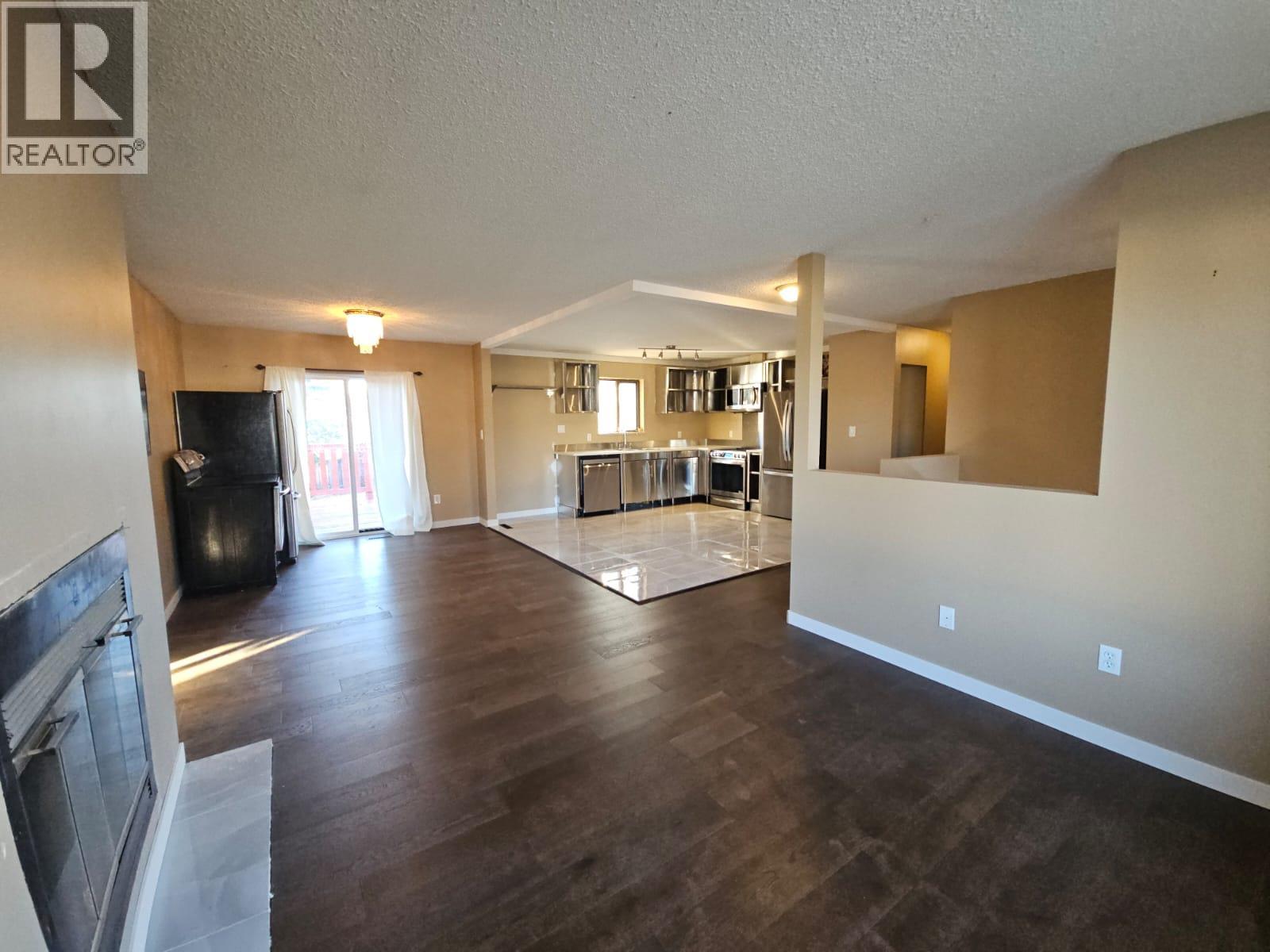 116 Birch Avenue, Tumbler Ridge, British Columbia  V0C 2W0 - Photo 6 - 10369883