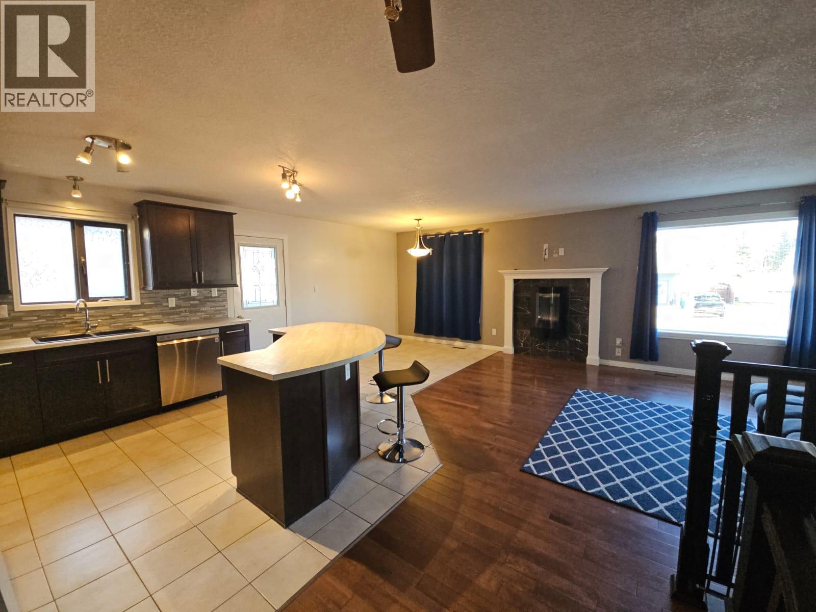 256 Peace River Crescent, Tumbler Ridge, British Columbia  V0C 2W0 - Photo 8 - 10369880